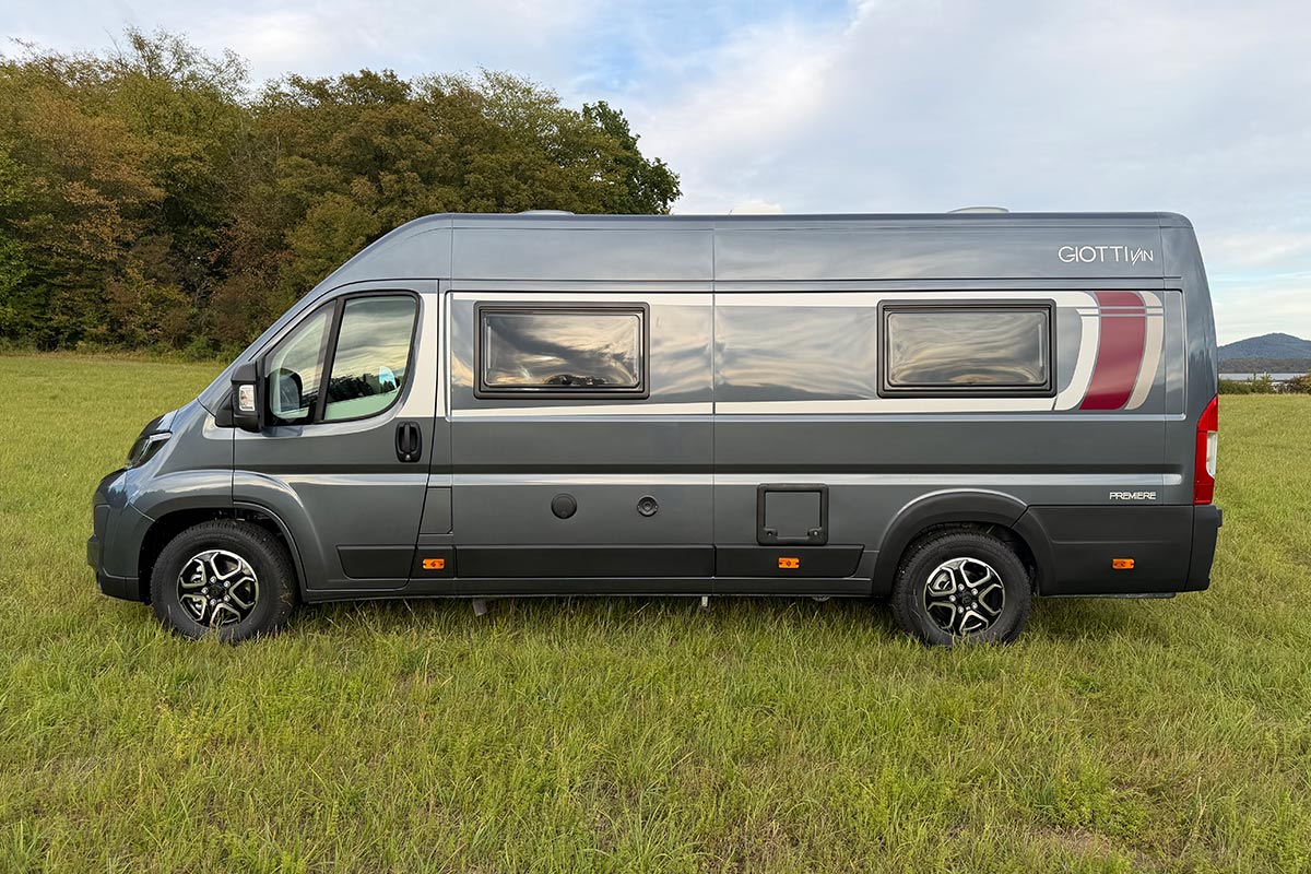 Reisemobil GiottiVan 64G Aussenansicht